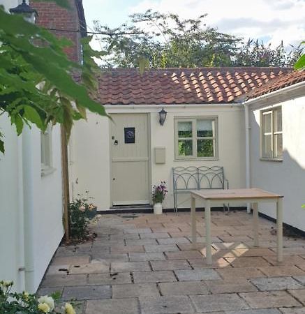 The Nest At Bramble Cottage Lacock Exterior foto